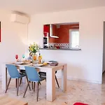 T2 Climatise Dans Petite Appartement
